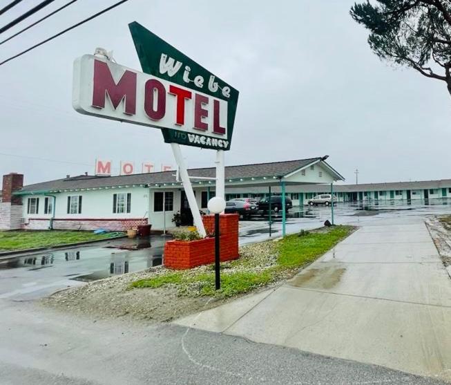 Wiebe Motel Hollister Eksteriør bilde